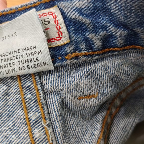 Vintage 80's GUESS? Denim Shorts - Picture 8 of 8